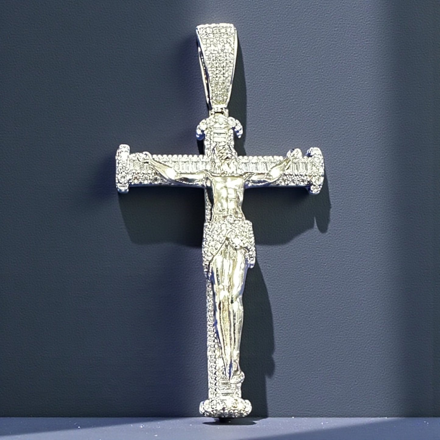 925 Sterling Silver Jesus Crucifix Pendant – 2.5"
