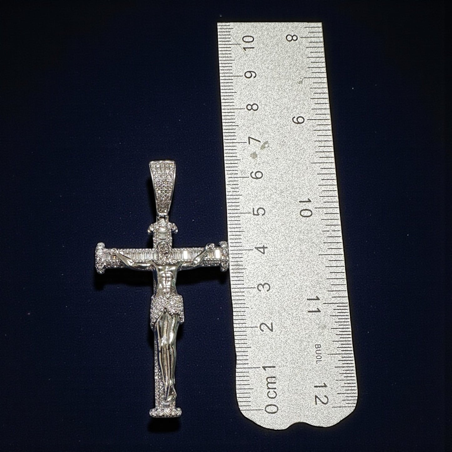 925 Sterling Silver Jesus Crucifix Pendant – 2.5"